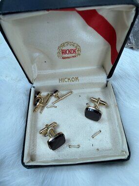 Vintage Hickok Red Glass & Gold Tone Cuff Link Box Set
